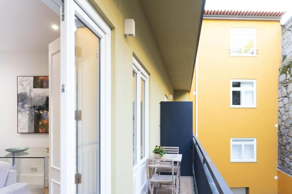 Sweet Porto Downtown Loft With Balcony Lägenhet Exteriör bild